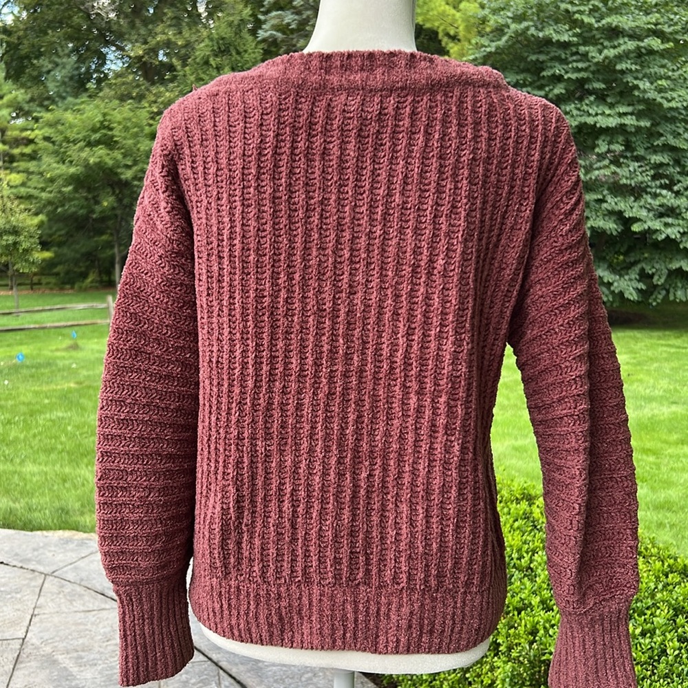 EXPRESS SWEATER - Picture 7 of 16